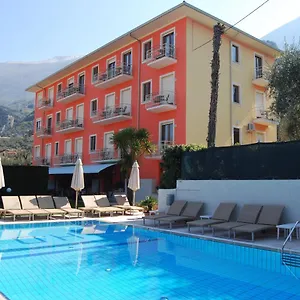 Diana Hotel
