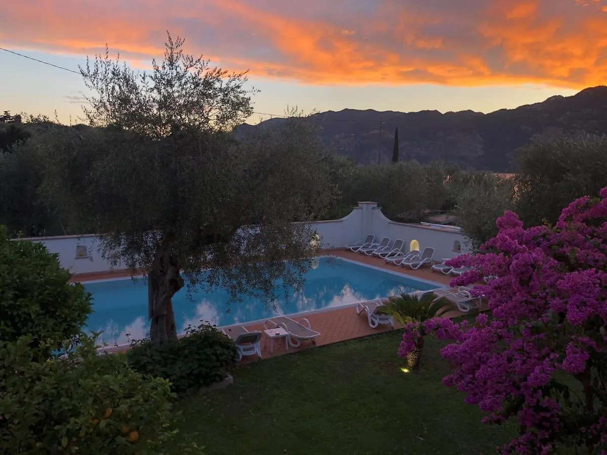 Residence Alesi Malcesine Aparthotel