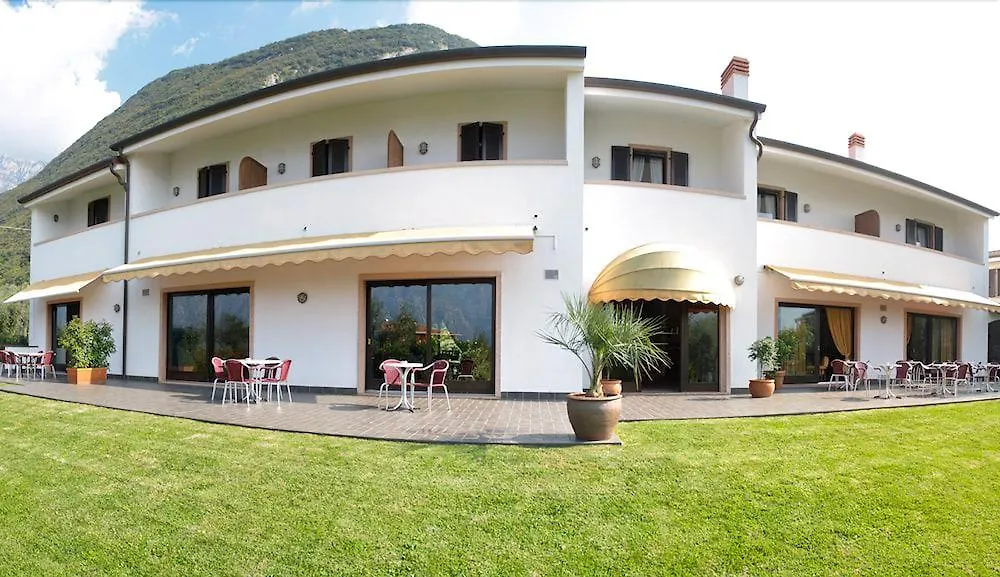 *** Aparthotel Residence Alesi Malcesine Italy