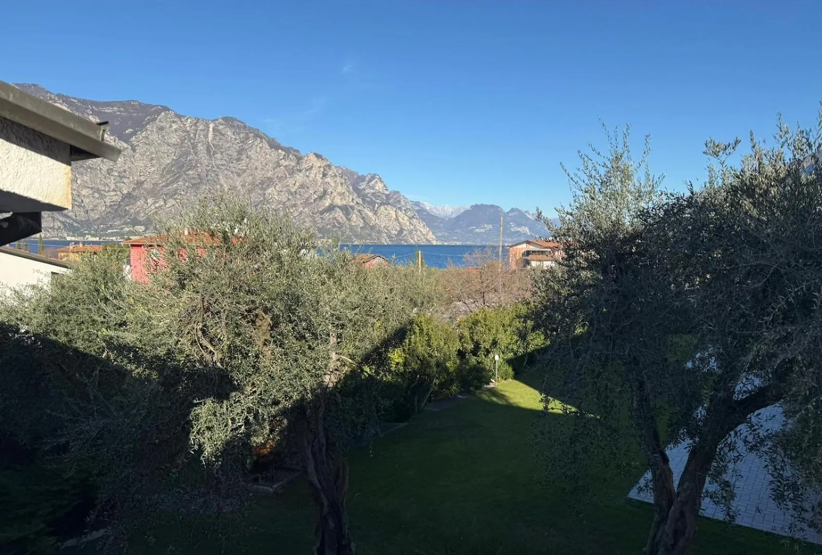 Residence Alesi Malcesine 3*,